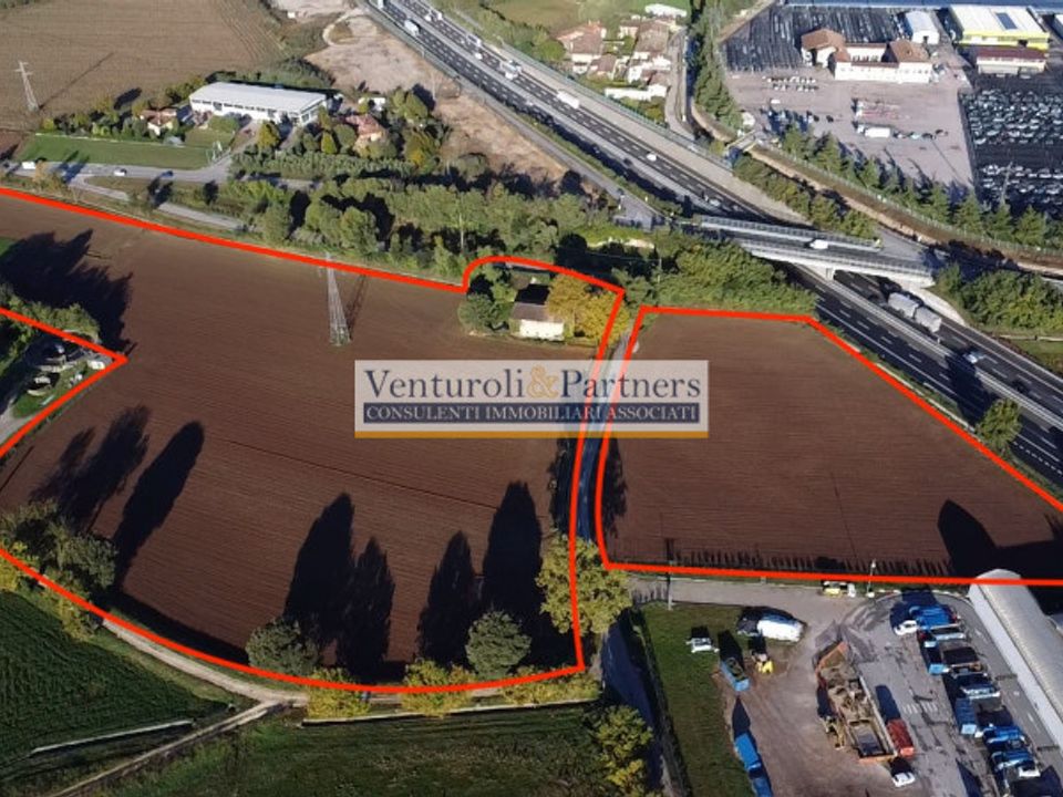 Landejendom i Lonato del Garda, Brescia - foto 1