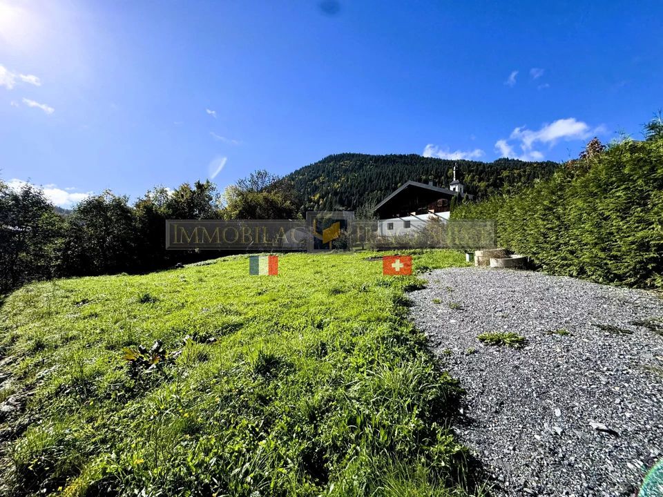 Helårsgrund i Essert-Romand, Haute-Savoie - foto 1