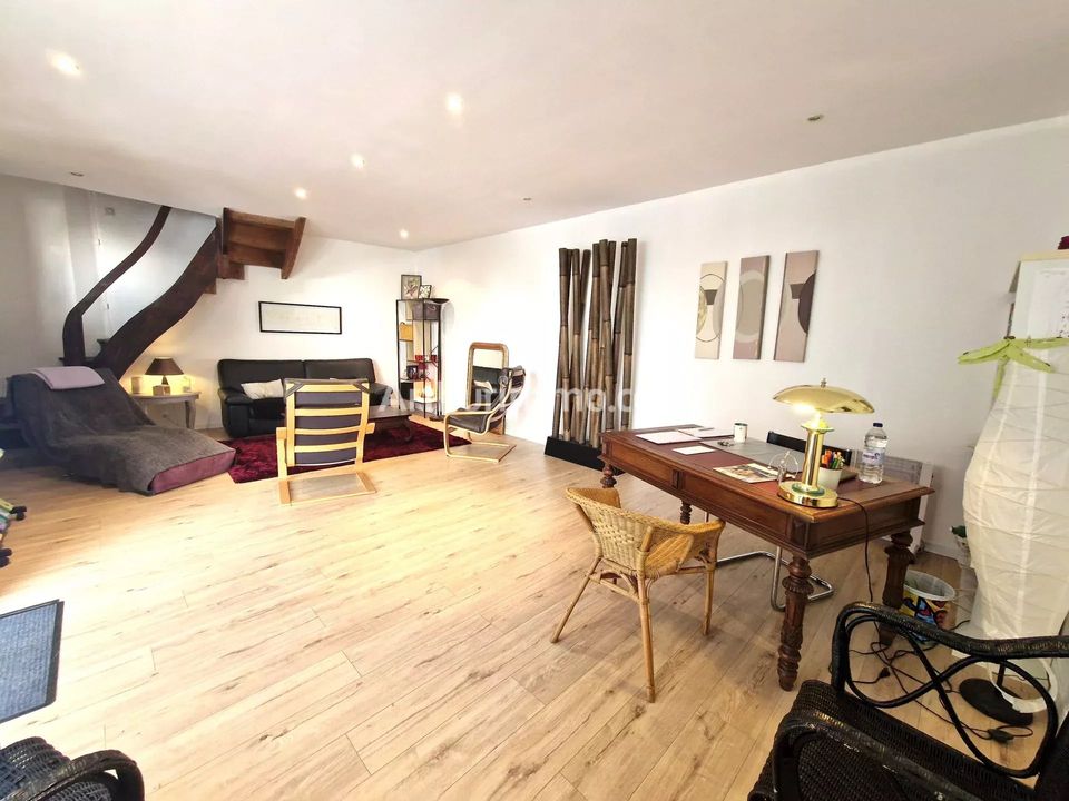 Byhus i Lons-le-Saunier, Jura - foto 2