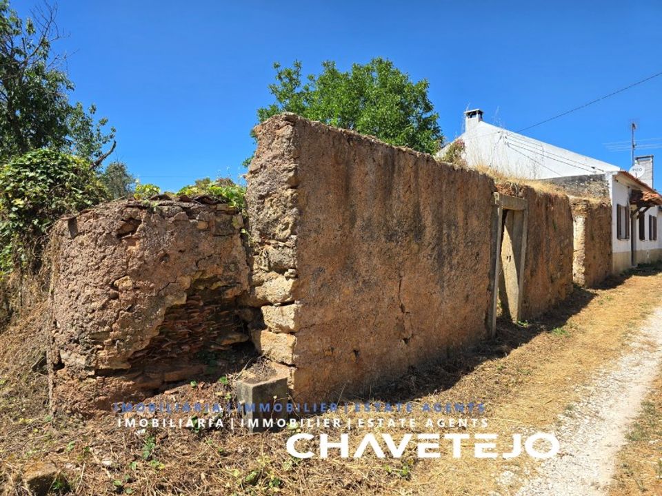 Ruinere i Ferreira do Zezere, Santarem - foto 1