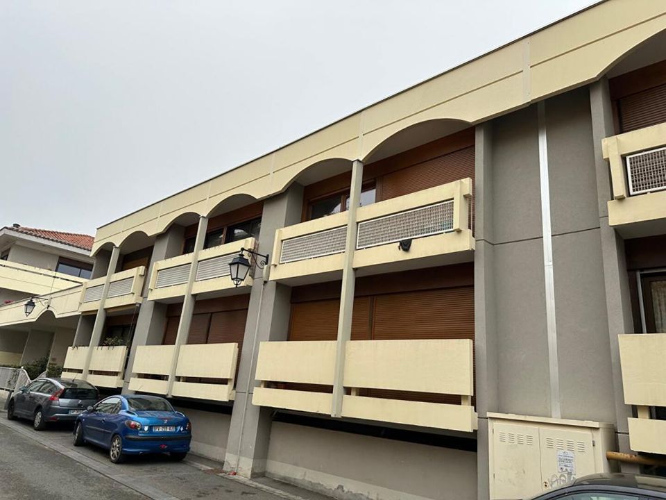 Garage i Clermont-Ferrand, Puy-de-Dome - foto 1