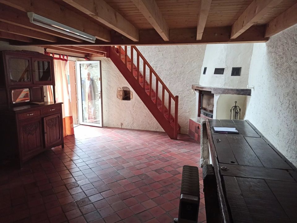 Landejendom i Billom, Puy-de-Dome - foto 1