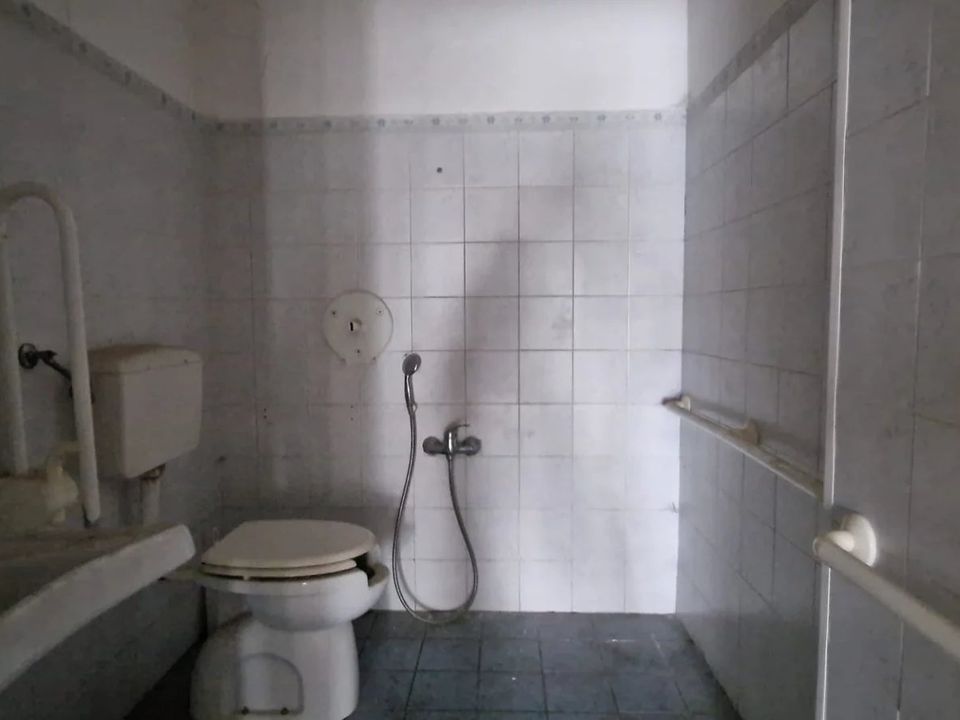 Erhvervsejendom i Montesilvano Marina, Pescara - foto 5