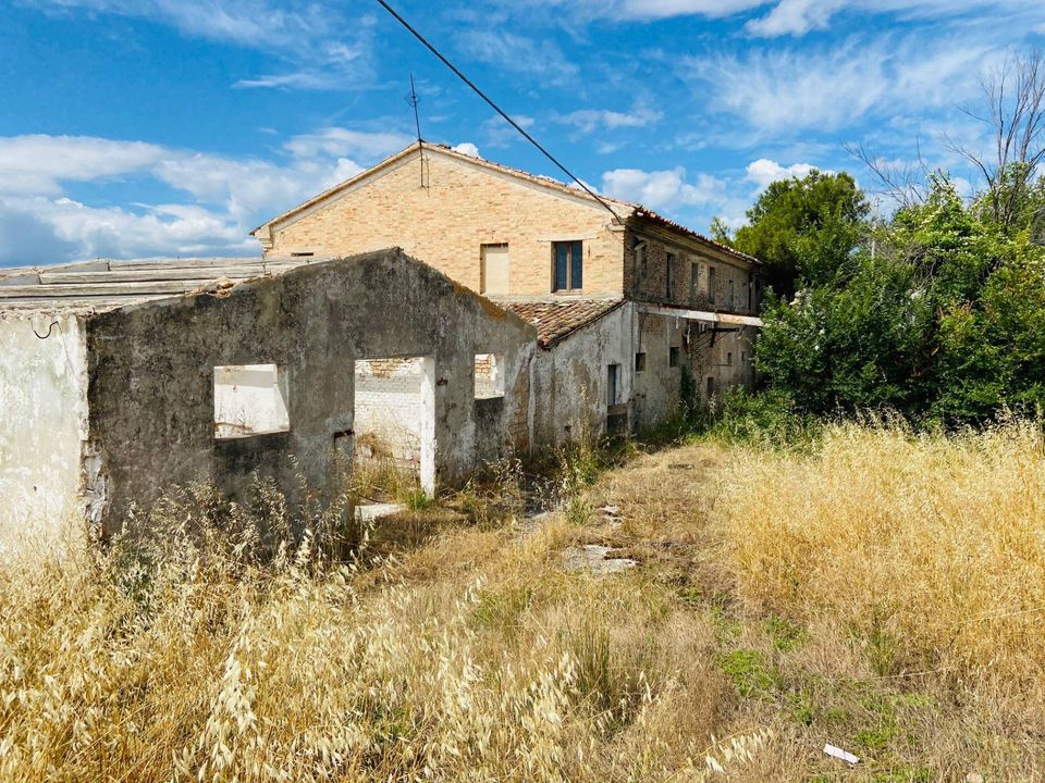 Landejendom i Belvedere Ostrense, Ancona - foto 3