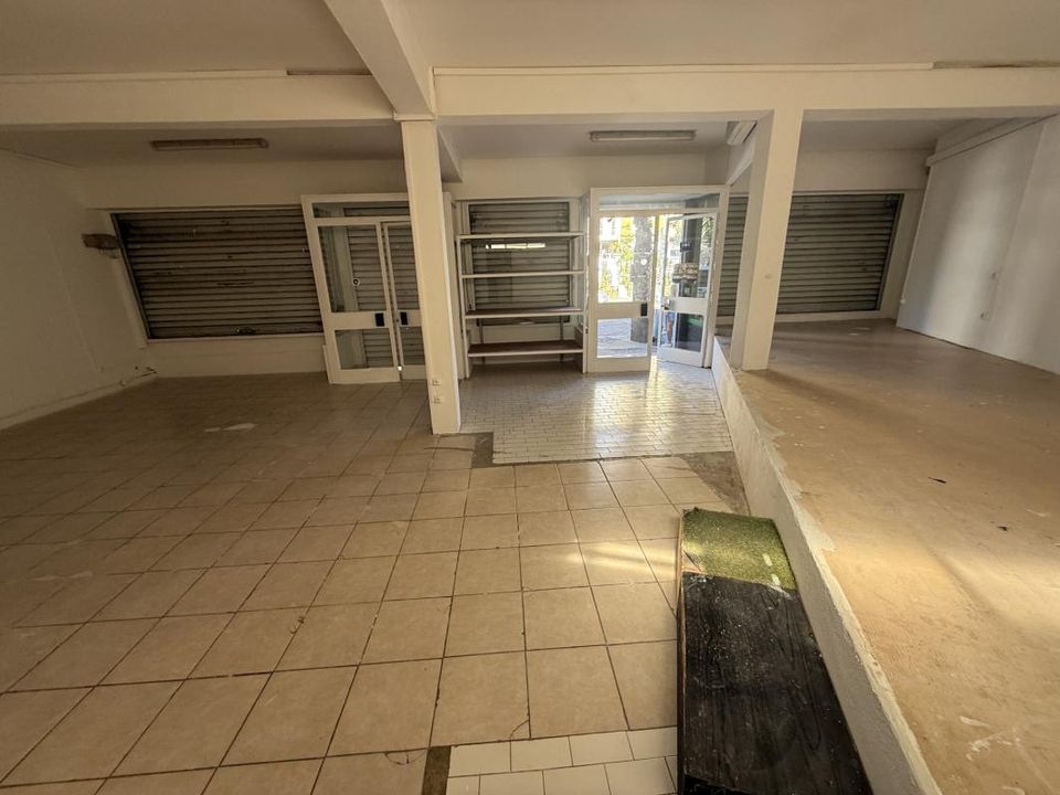 Erhvervsejendom i Saint-Denis, La Reunion - foto 2