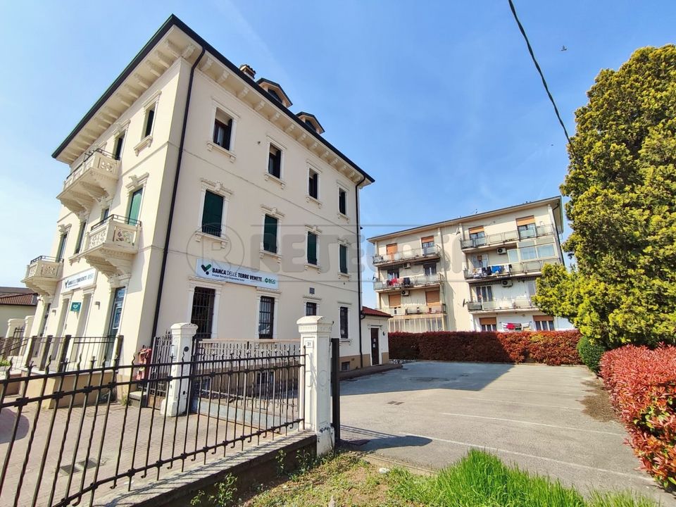 Garage i Sarego, Vicenza - foto 2