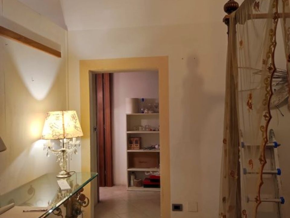 L'establiment comercial a Terni, Terni - foto 3