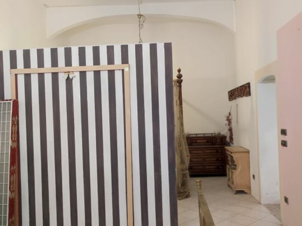 L'establiment comercial a Terni, Terni - foto 5