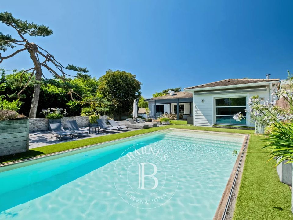 Villa a Le Bouscat, Gironde - foto 1