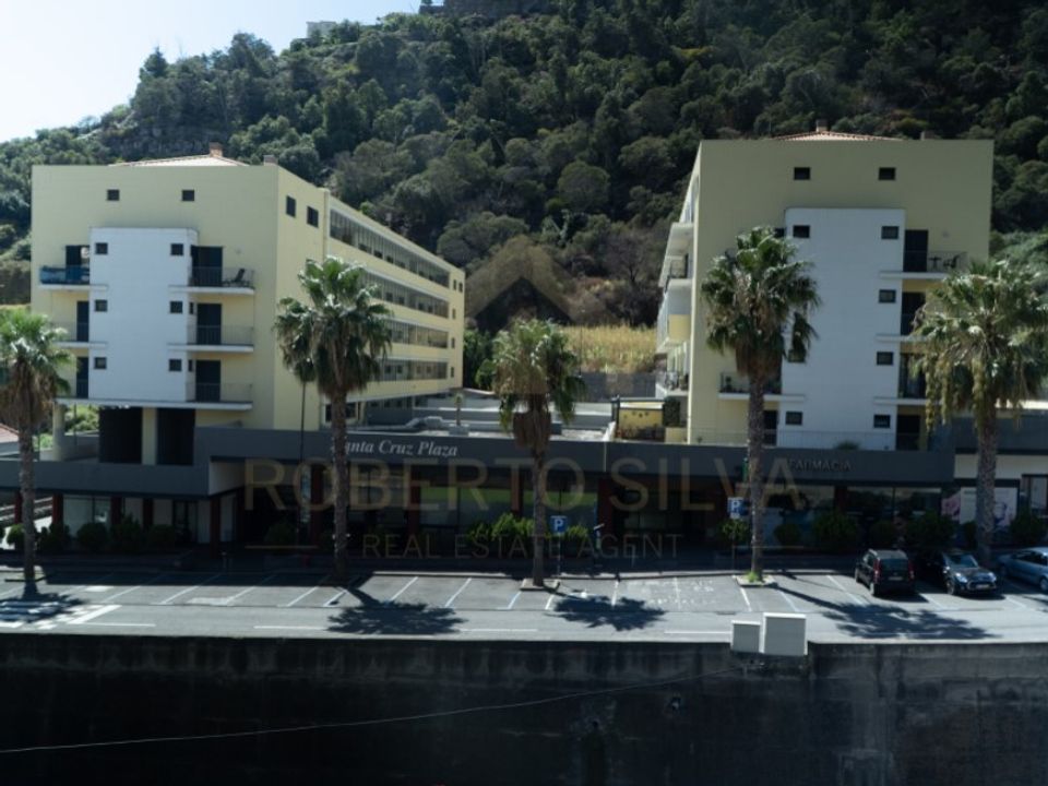 Propriedade comercial em Santa Cruz, Madeira - foto 2