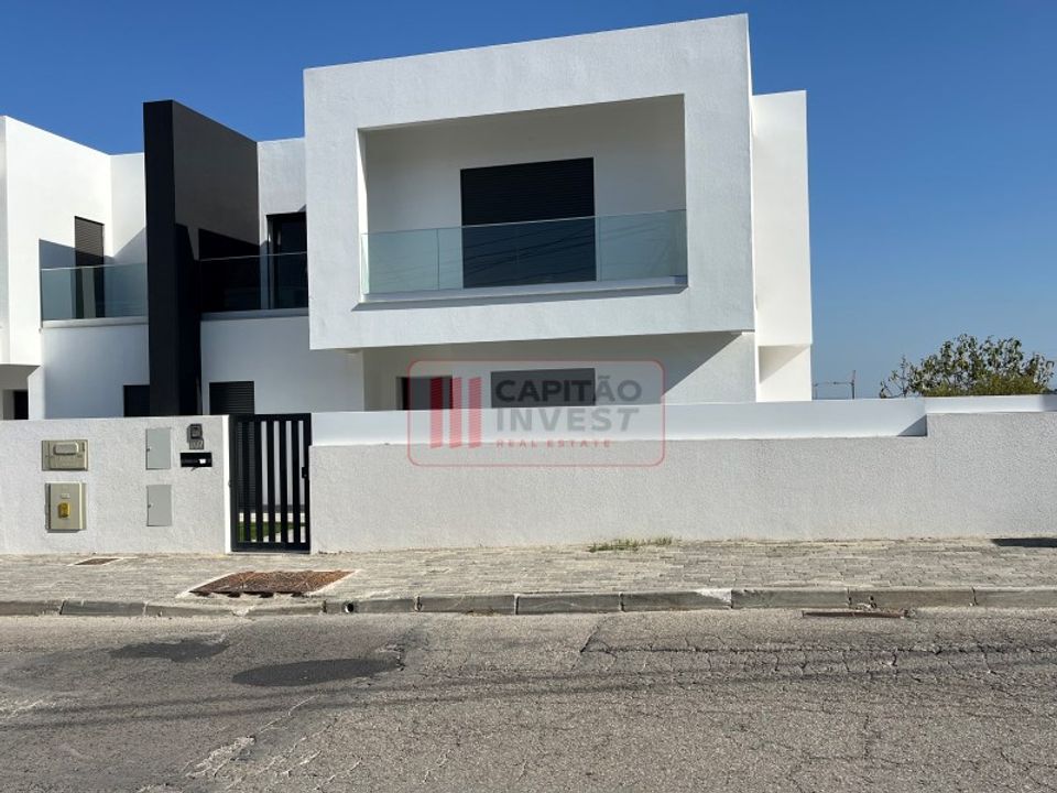Villa i Corroios, Setubal - bilde 1