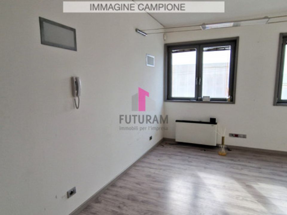 Erhvervsejendom i Pianiga, Venice - foto 3