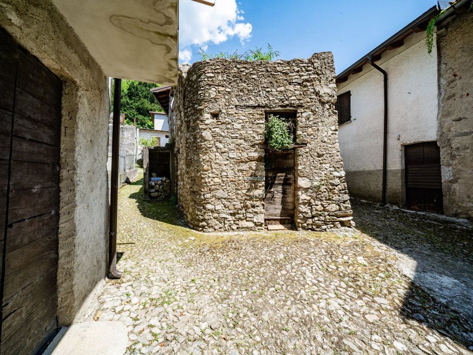 Villa i Mandello del Lario, Lecco - foto 3