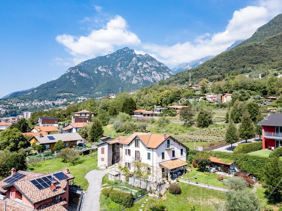 Villa i Mandello del Lario, Lecco - foto 1