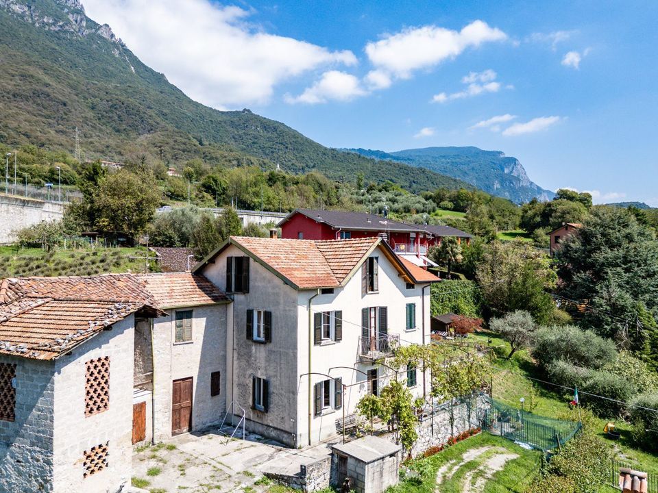Villa i Mandello del Lario, Lecco - foto 2