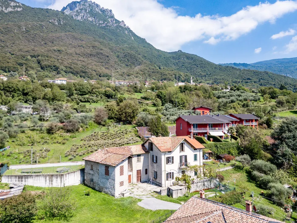 Villa i Mandello del Lario, Lecco - foto 3