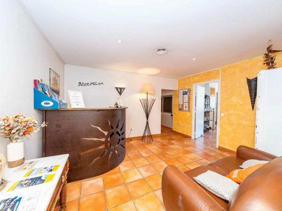 Erhvervsejendom i Roquebrune-sur-Argens, Var - foto 4