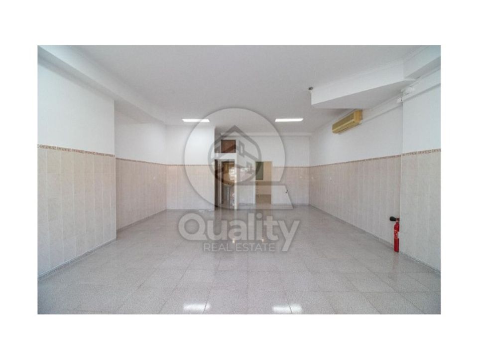 Erhvervsejendom i Aldeia de Paio Pires, Setubal - foto 5