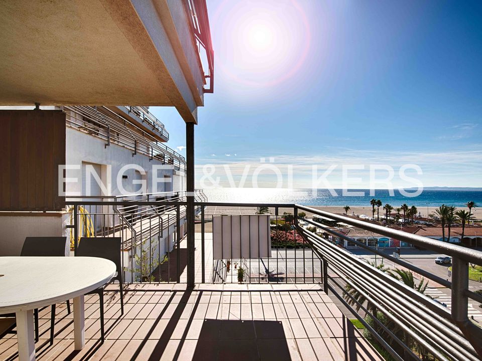 Lejlighed i Empuriabrava, Gerona - foto 2