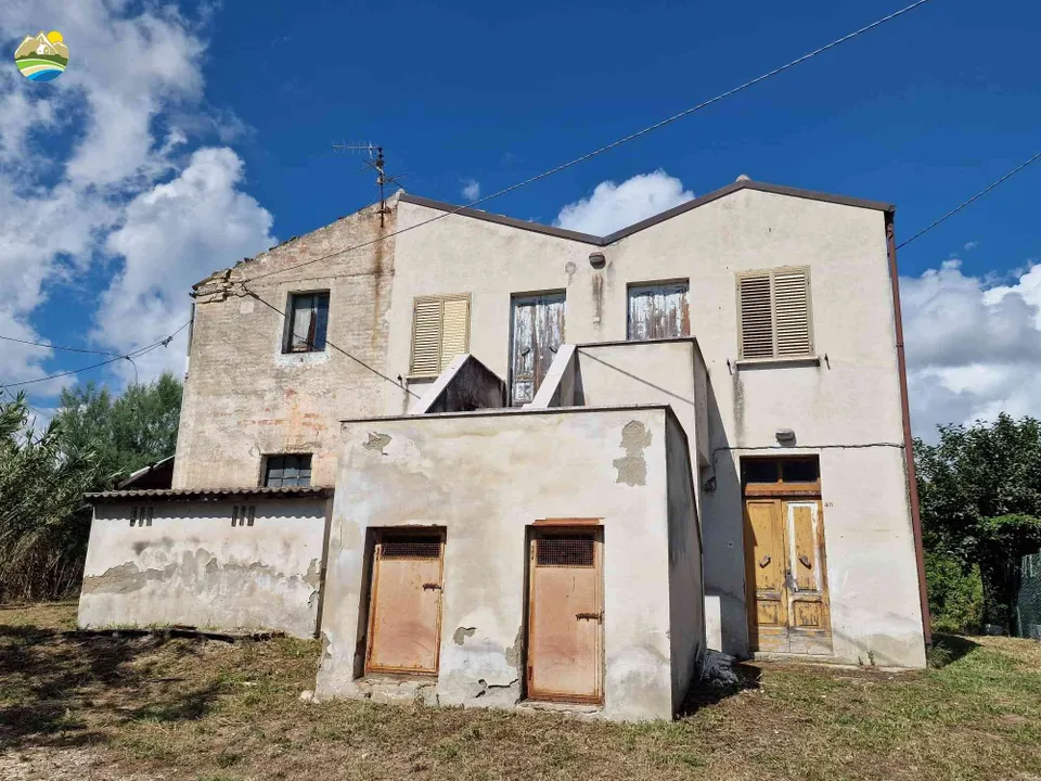 Villa i Penne, Pescara - bilde 1
