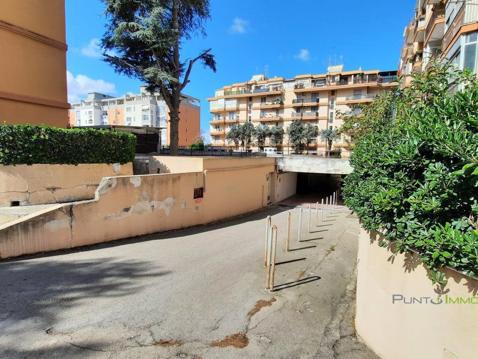 Plazas de parking en Brindisi, Brindisi - foto 3