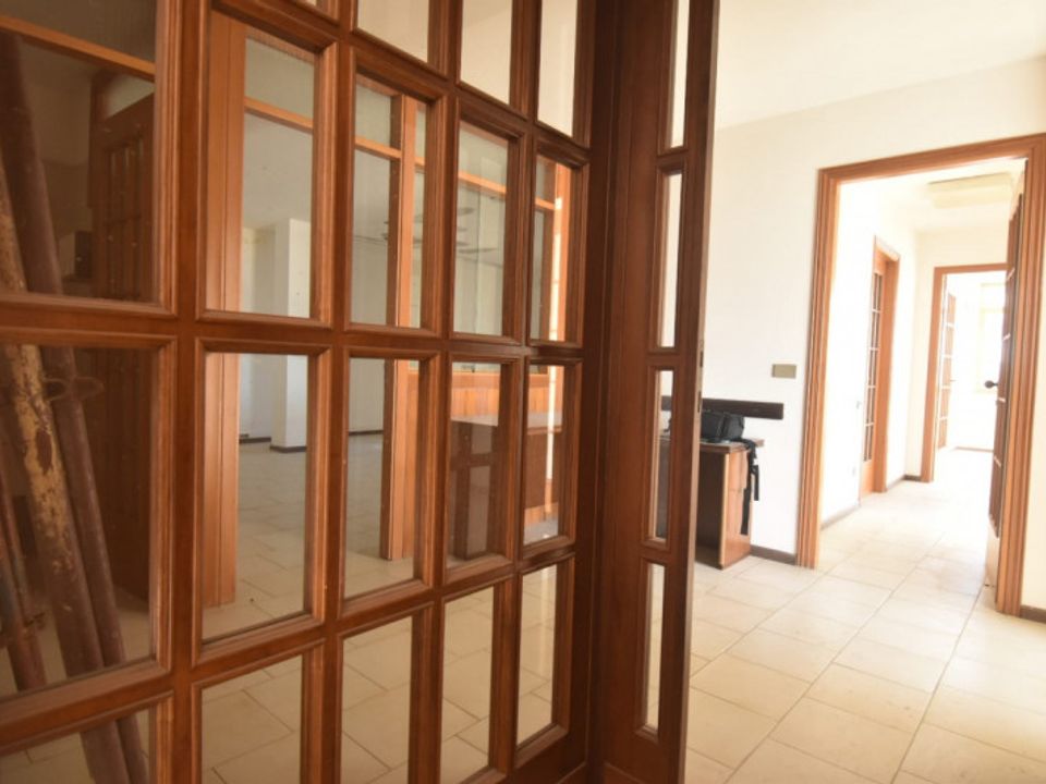 Erhvervsejendom i Quartu Sant'Elena, Cagliari - foto 1