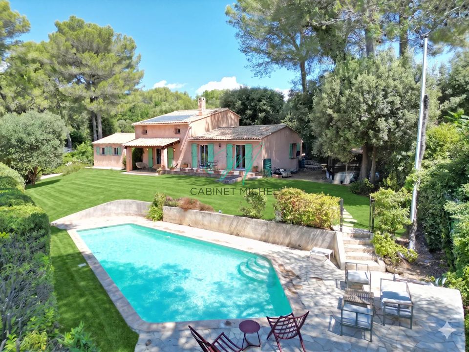 Villa i Valbonne, Alpes-Maritimes - foto 1