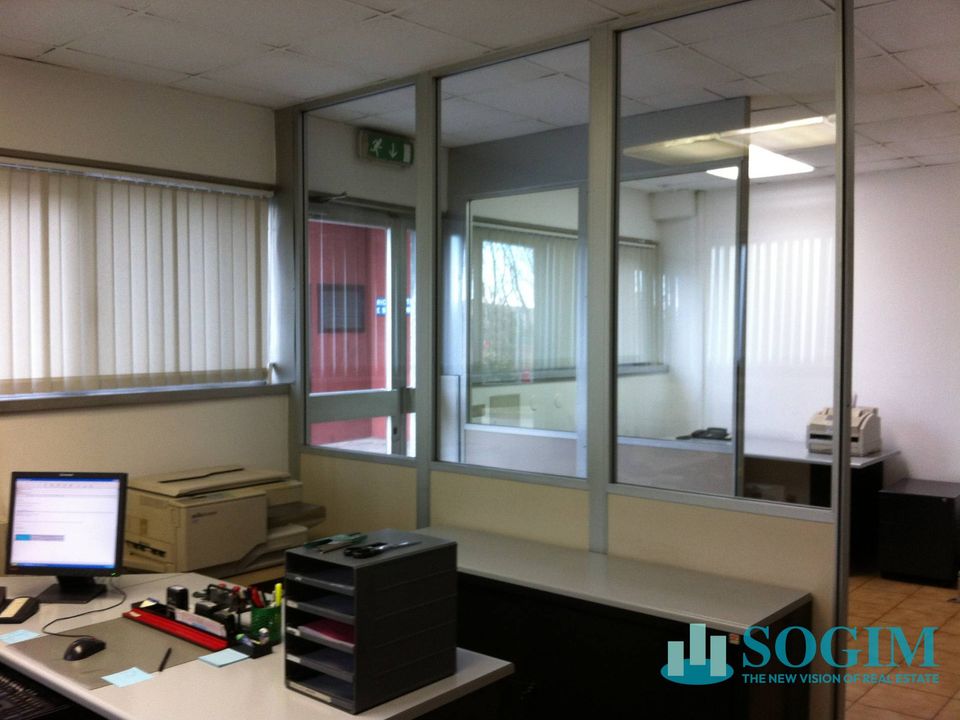 L'establiment comercial a Assago, Milan - foto 2