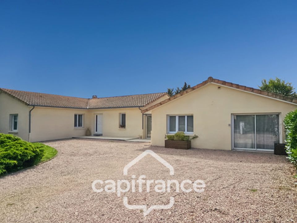 Villa i Bellerive-sur-Allier, Allier - foto 1