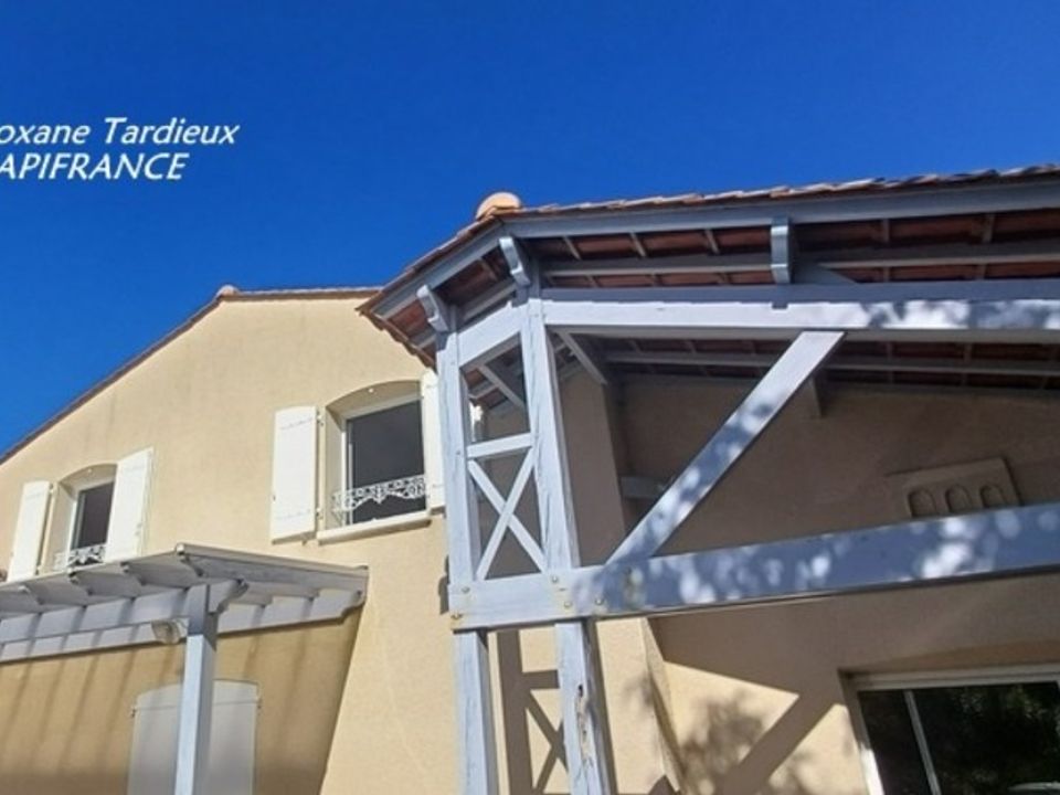 Landsbyhus i Angouleme, Charente - foto 1