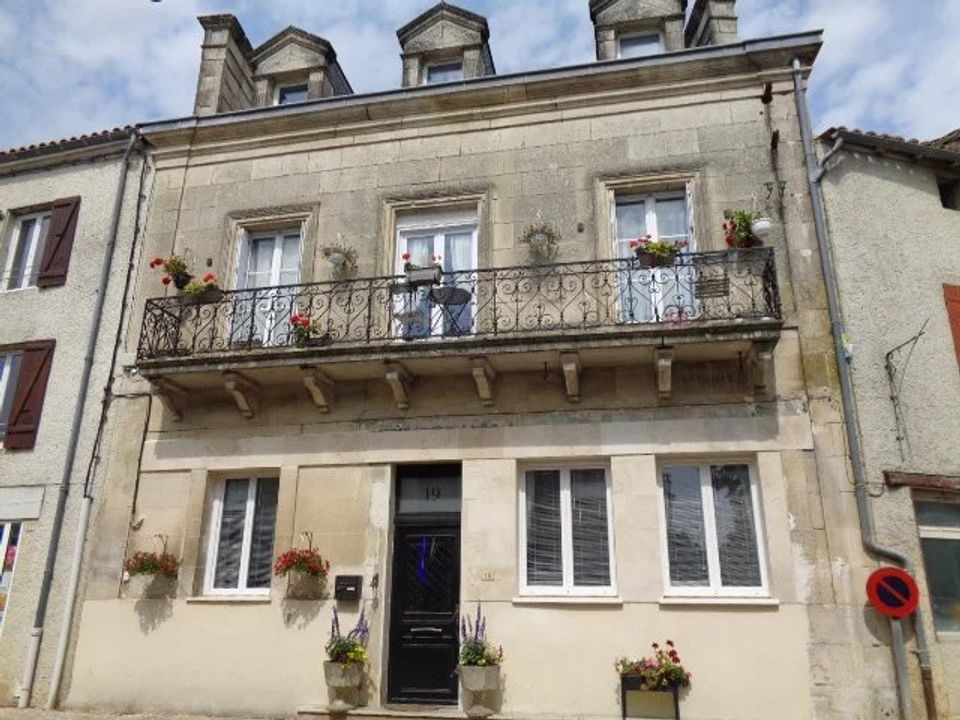 Villa i Villefagnan, Charente - foto 1