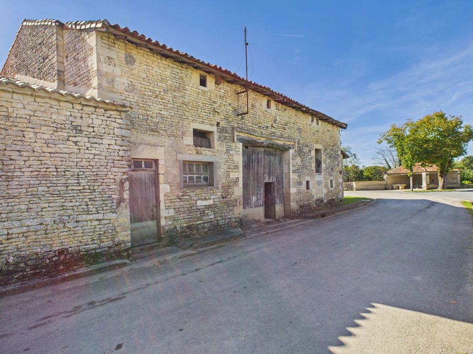 Landejendom i Besse, Charente - foto 2