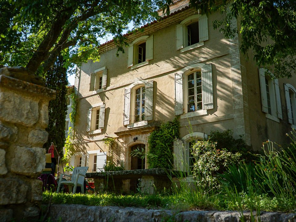 Villa in L'Isle-sur-la-Sorgue, Vaucluse - photo 5