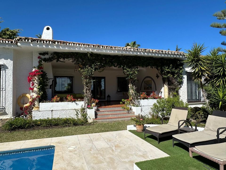 Villa i El Paraiso, Malaga - foto 3
