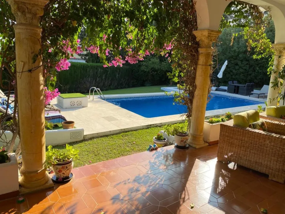 Villa i El Paraiso, Malaga - foto 2