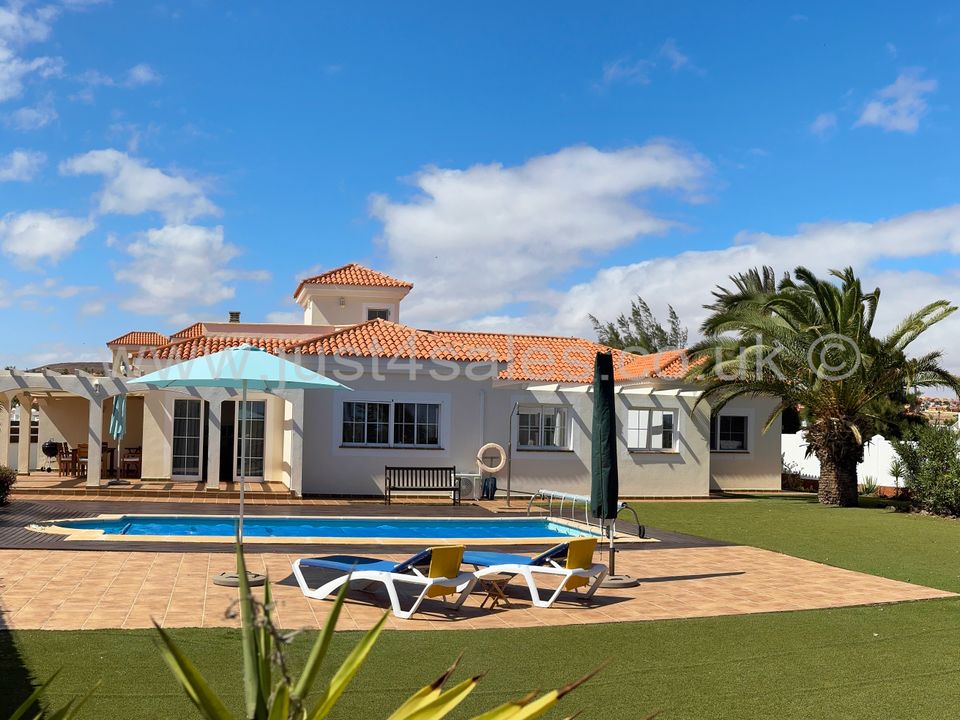 Villa i Caleta De Fuste, Fuerteventura - foto 1