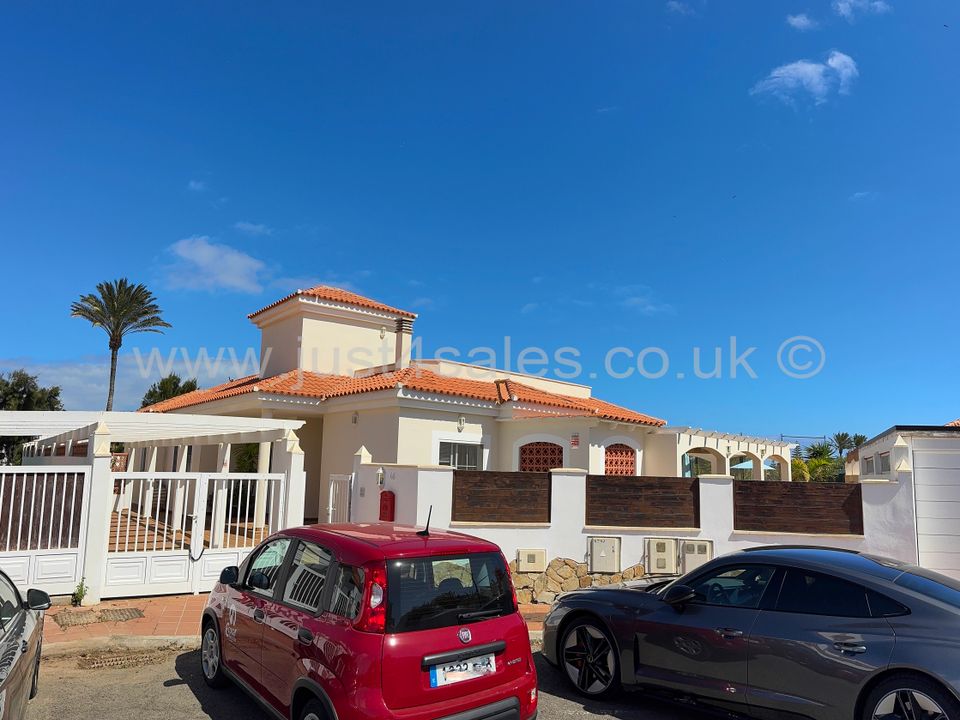 Villa i Caleta De Fuste, Fuerteventura - foto 2