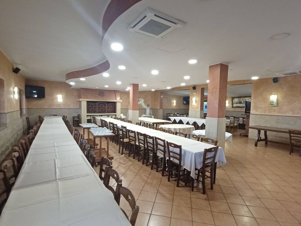 Erhvervsejendom i Terracina, Latina - foto 1