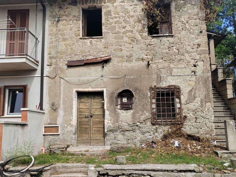 Villa i Ceccano, Frosinone - bilde 1