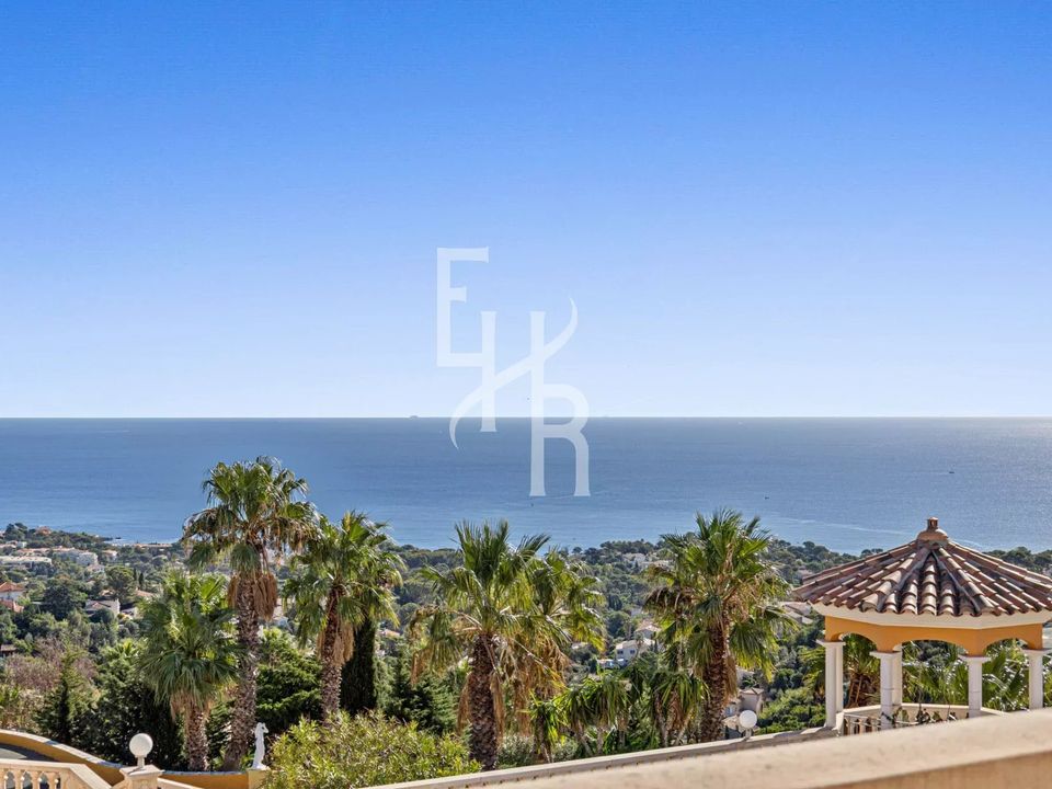 Villa i Roquebrune-sur-Argens, Var - foto 1