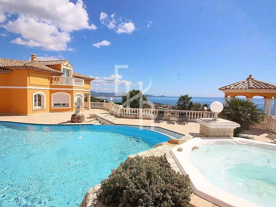 Villa i Roquebrune-sur-Argens, Var - foto 3