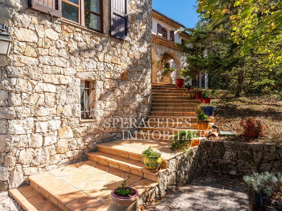 Villa i Saint-Cezaire-sur-Siagne, Alpes-Maritimes - foto 2