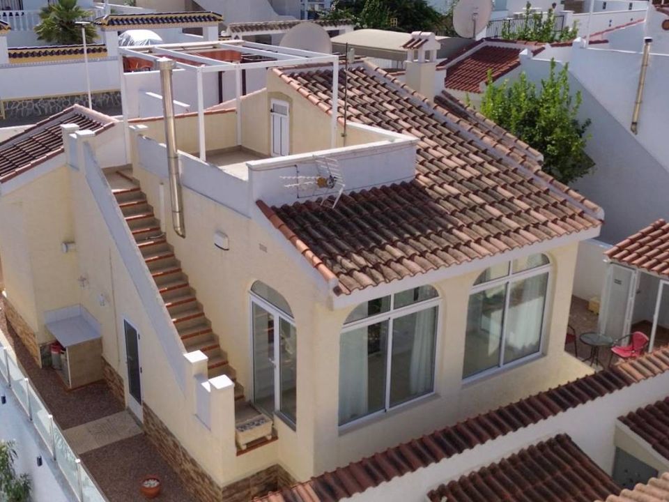 Villa - Ciudad Quesada, Alicante - photo 1