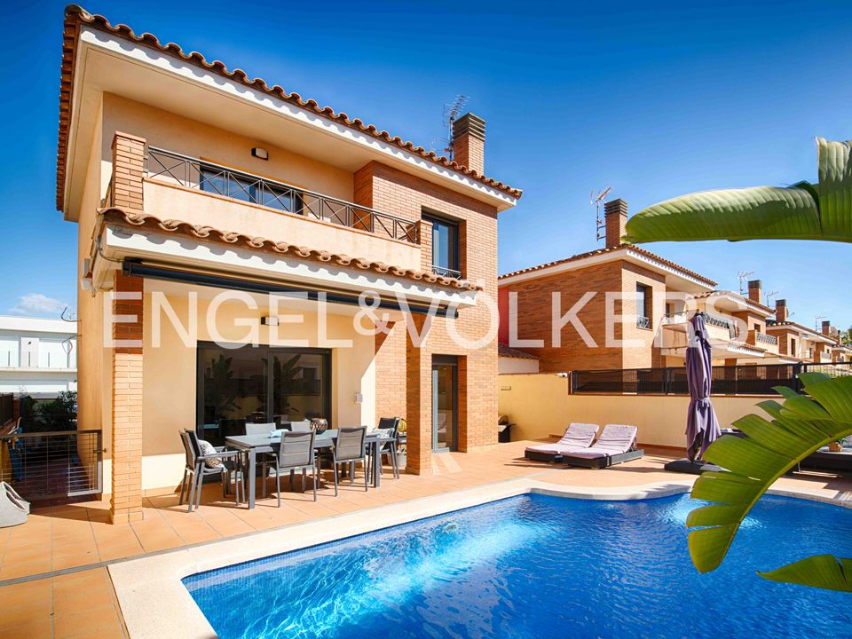 Villa i Empuriabrava, Gerona - foto 2