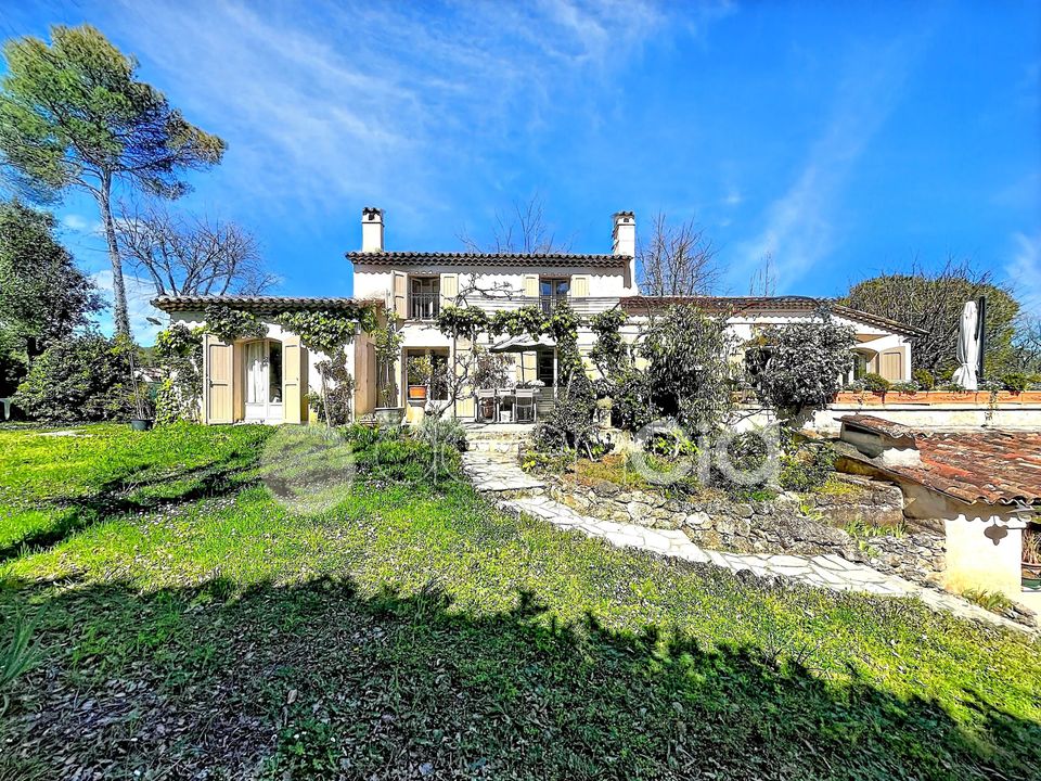 Villa i Valbonne, Alpes-Maritimes - foto 1