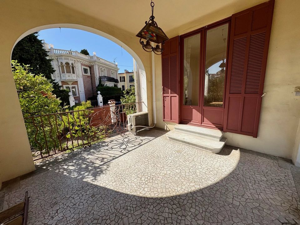 Villa i Nice, Alpes-Maritimes - foto 1