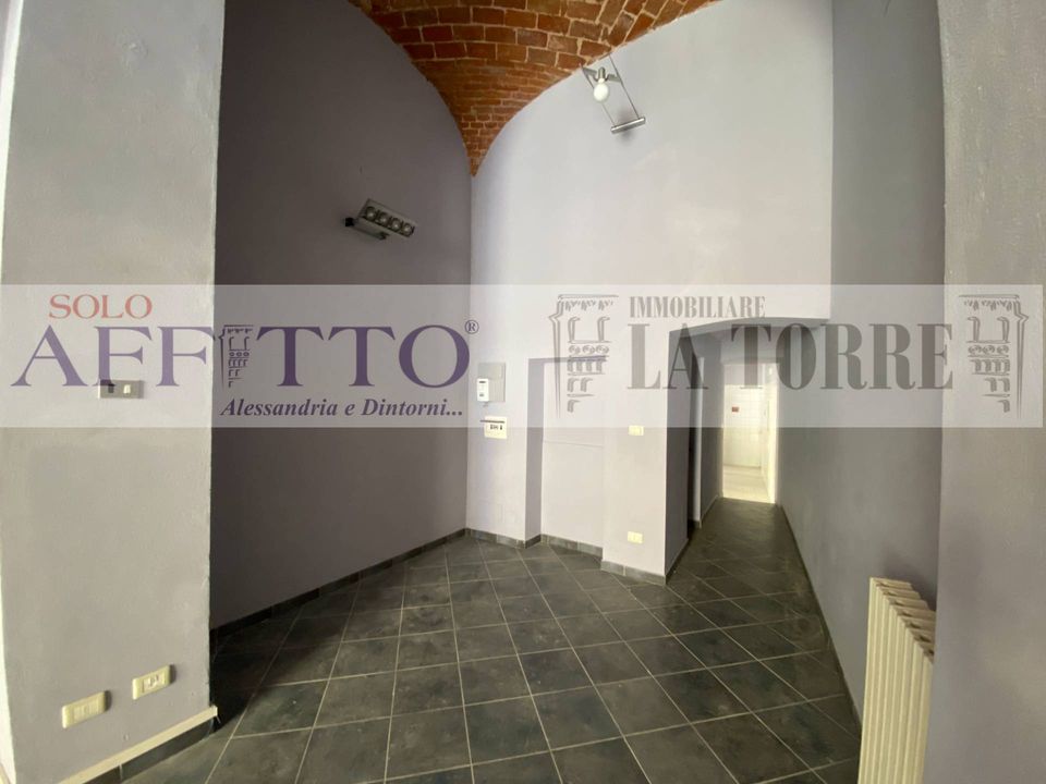 Erhvervsejendom i Alessandria, Alessandria - foto 3
