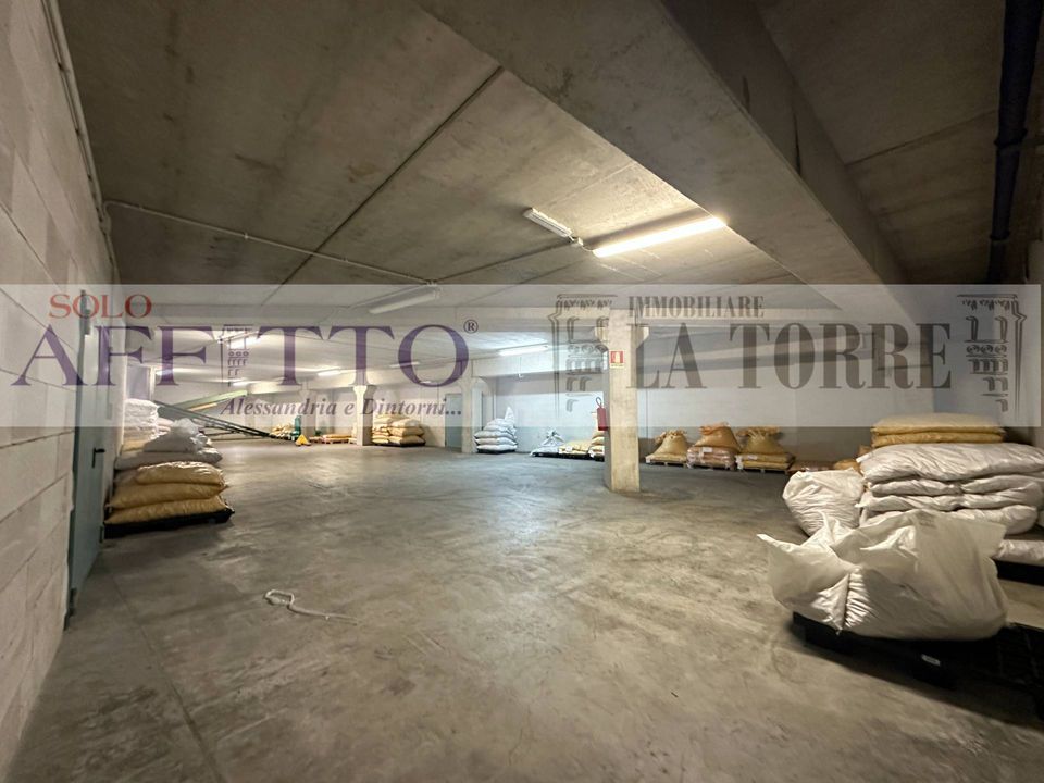 Erhvervsejendom i Alessandria, Alessandria - foto 4
