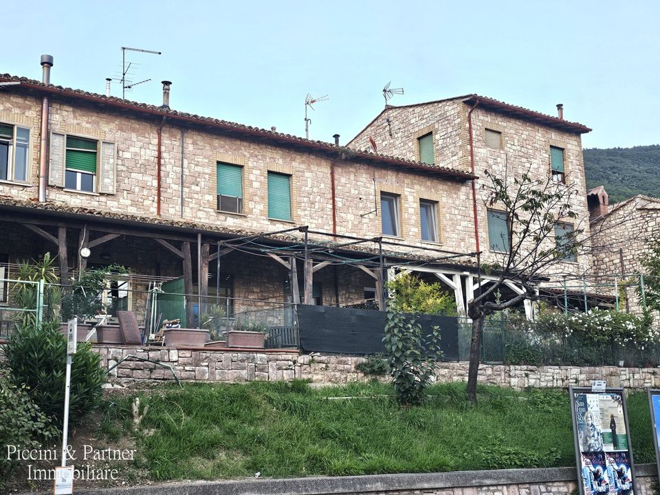 Byhus i Assisi, Perugia - foto 2