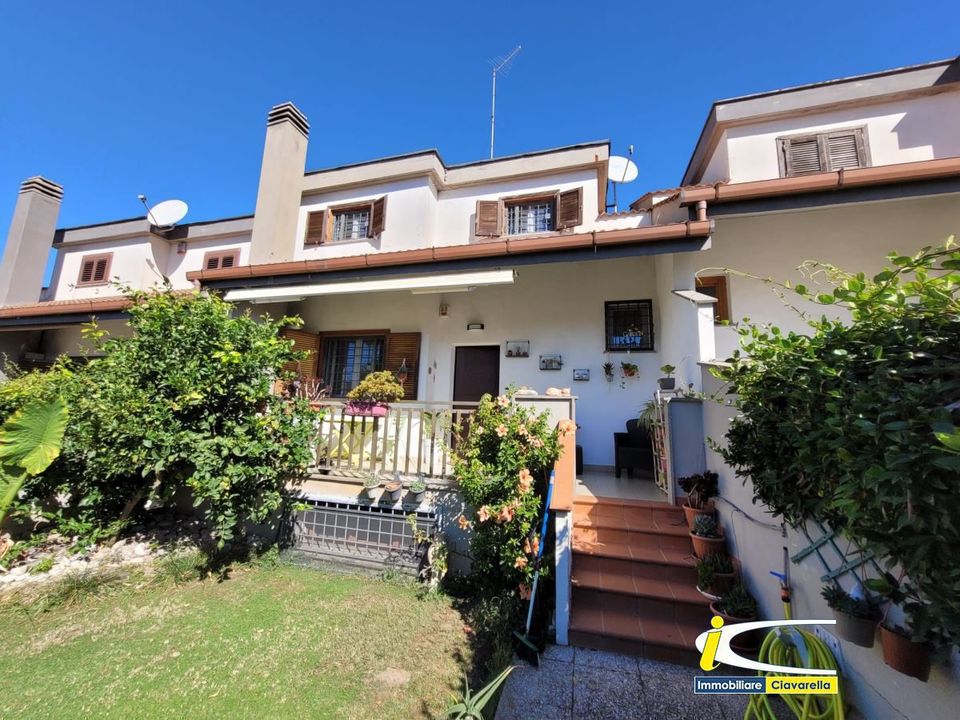 Villa i Ladispoli, Rome - foto 1